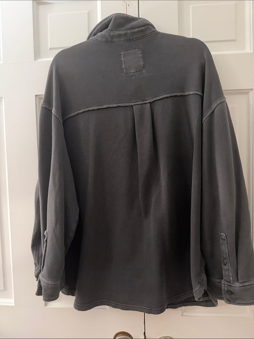 Womens Oversized Button-Front Shirt Jacket - Charcoal - Picture 3 of 4